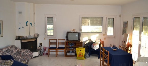 4 bedrooms Commercial property in Epanomi, Greece No. 7456 2