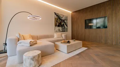 6 rooms Apartment in Salzburg, Austria No. 154123