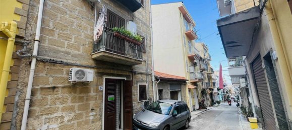 3-Zimmer Haus in Campofelice di Roccella, Italy, Nr. 92451 3