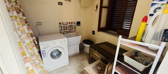 3-Zimmer Haus in Campofelice di Roccella, Italy, Nr. 92451 33