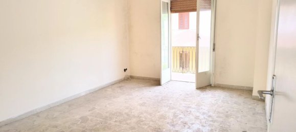 Apartamento de 2 habitaciónes en Messina, Italy No. 285281 4