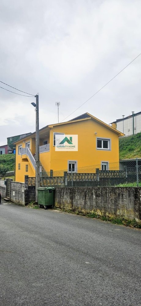 4 bedrooms House in A Coruna, Spain No. 214841