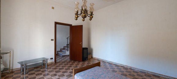 7 bedrooms House in Vittoria, Italy No. 341339 32