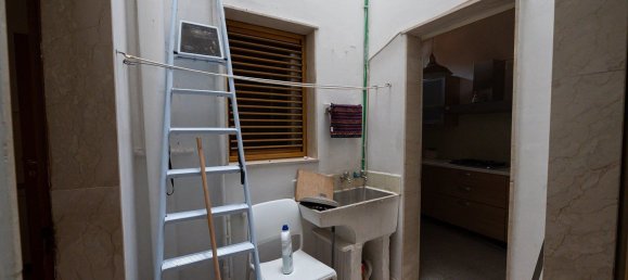 7 bedrooms House in Vittoria, Italy No. 341339 11