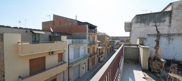 7 bedrooms House in Vittoria, Italy No. 341339 49