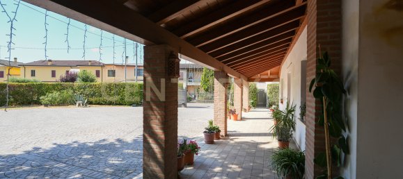 4 bedrooms Villa in Cerea, Italy No. 275343 6