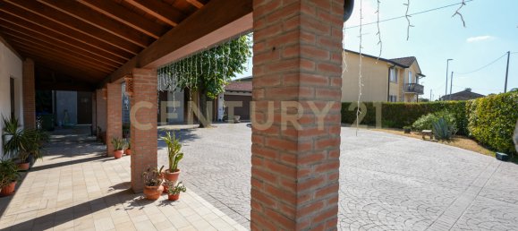 4 bedrooms Villa in Cerea, Italy No. 275343 4
