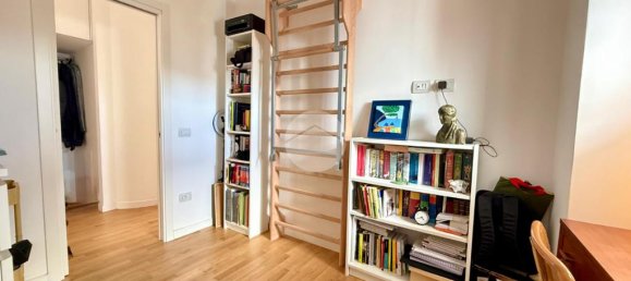 2 Schlafzimmer Wohnung in Naples, Italy, Nr. 273360 22