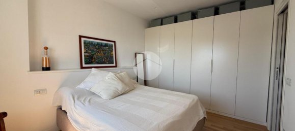 2 Schlafzimmer Wohnung in Naples, Italy, Nr. 273360 16