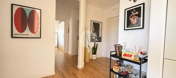 2 Schlafzimmer Wohnung in Naples, Italy, Nr. 273360 2