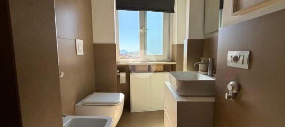 2 Schlafzimmer Wohnung in Naples, Italy, Nr. 273360 25