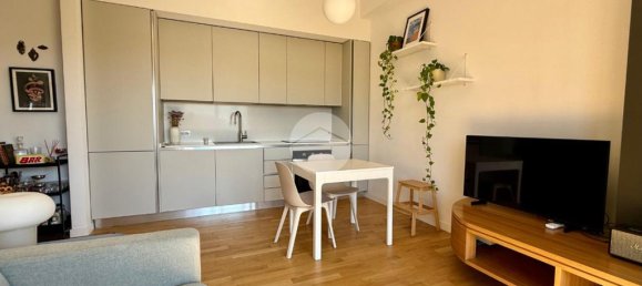 2 Schlafzimmer Wohnung in Naples, Italy, Nr. 273360 10