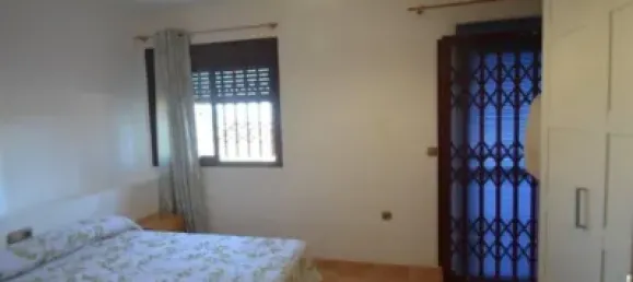 4 bedrooms Apartment in Alicante, Spain No. 190088 3