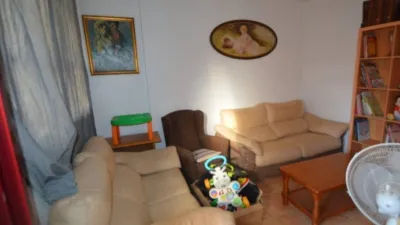 Apartamento de 4 dormitorios en Alicante, Spain No. 190088