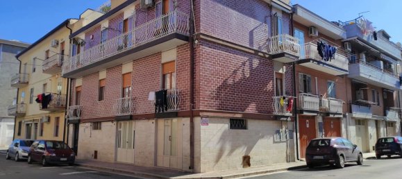 1غرفة مرآب في San Severo, Italy رقم 266811 2