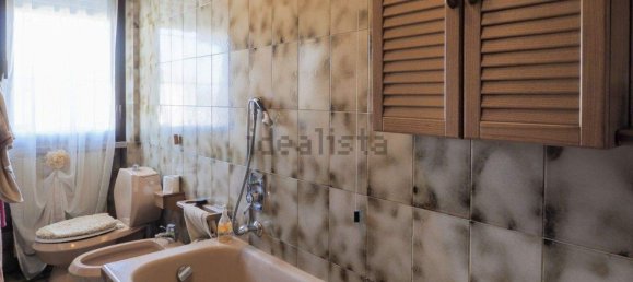 Casa de 7 habitaciónes en Massa, Italy No. 78885 6