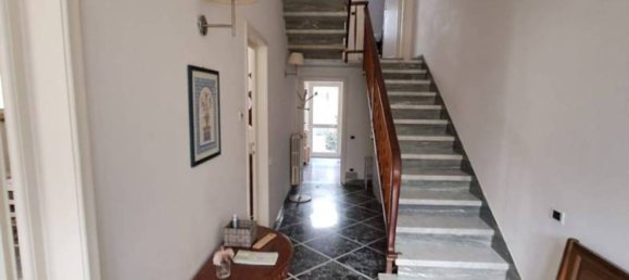 Casa de 4 dormitorios en Viareggio, Italy No. 16052 17