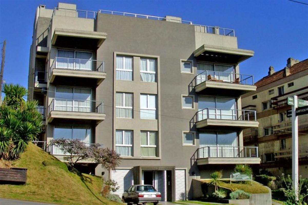 2 bedrooms Apartment in Mar del Plata, Argentina No. 75690