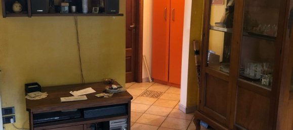 Studio in Castelfiorentino, Italy No. 255932 4