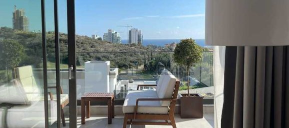 2 bedrooms Penthouse in Mouttagiaka, Cyprus No. 17996 2