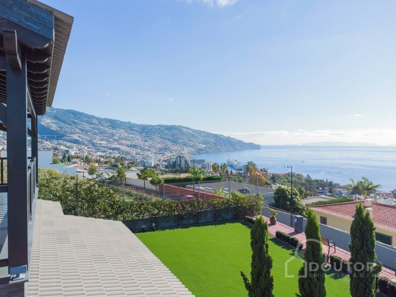 4 Schlafzimmer Villa in Funchal, Portugal, Nr. 107796