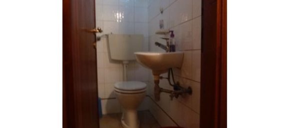 3 rooms Commercial property in Camaiore, Italy No. 252543 5