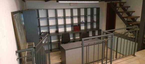 3 rooms Commercial property in Camaiore, Italy No. 252543 2