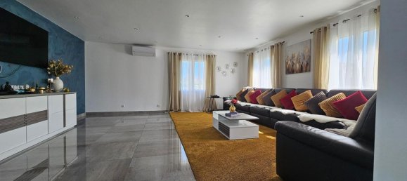 7 bedrooms House in Favrieux, France No. 327517 7