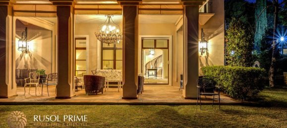 Villa de 4 dormitorios en Marbella, Spain No. 6197 23