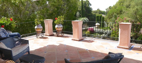 Villa de 4 dormitorios en Marbella, Spain No. 6197 4