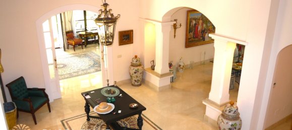 Villa de 4 dormitorios en Marbella, Spain No. 6197 12