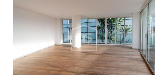 Apartamento de 3 dormitorios en Funchal, Portugal No. 161654 12