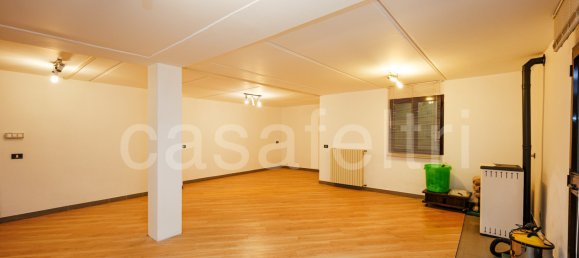 Вилла с 4 спальнями в Моццо, Италия № 133030 8