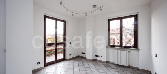 Вилла с 4 спальнями в Моццо, Италия № 133030 12