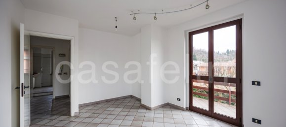 Вилла с 4 спальнями в Моццо, Италия № 133030 13