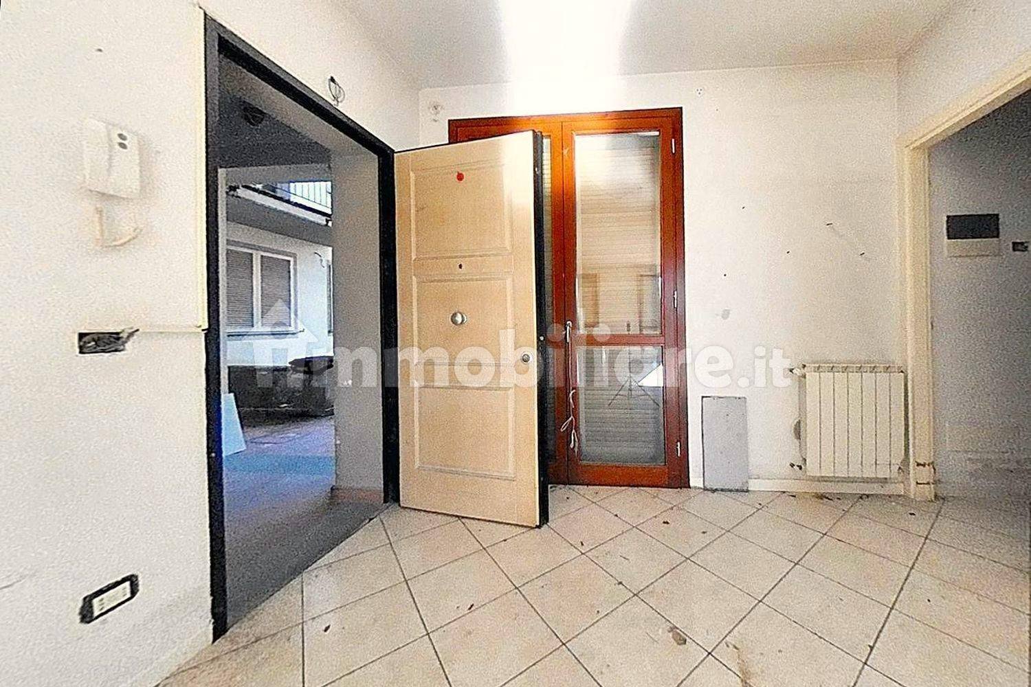 2 bedrooms Apartment in Firenzuola, Italy No. 188563
