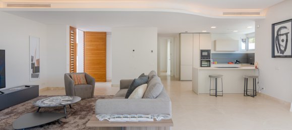 4 bedrooms Villa in San Pedro de Alcantara, Spain No. 582 24