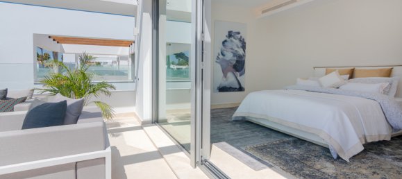 4 bedrooms Villa in San Pedro de Alcantara, Spain No. 582 9