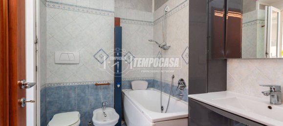 2 bedrooms Apartment in Moncalieri, Italy No. 280738 16