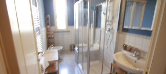 4 rooms Apartment in Lucca, Italy No. 107804 2