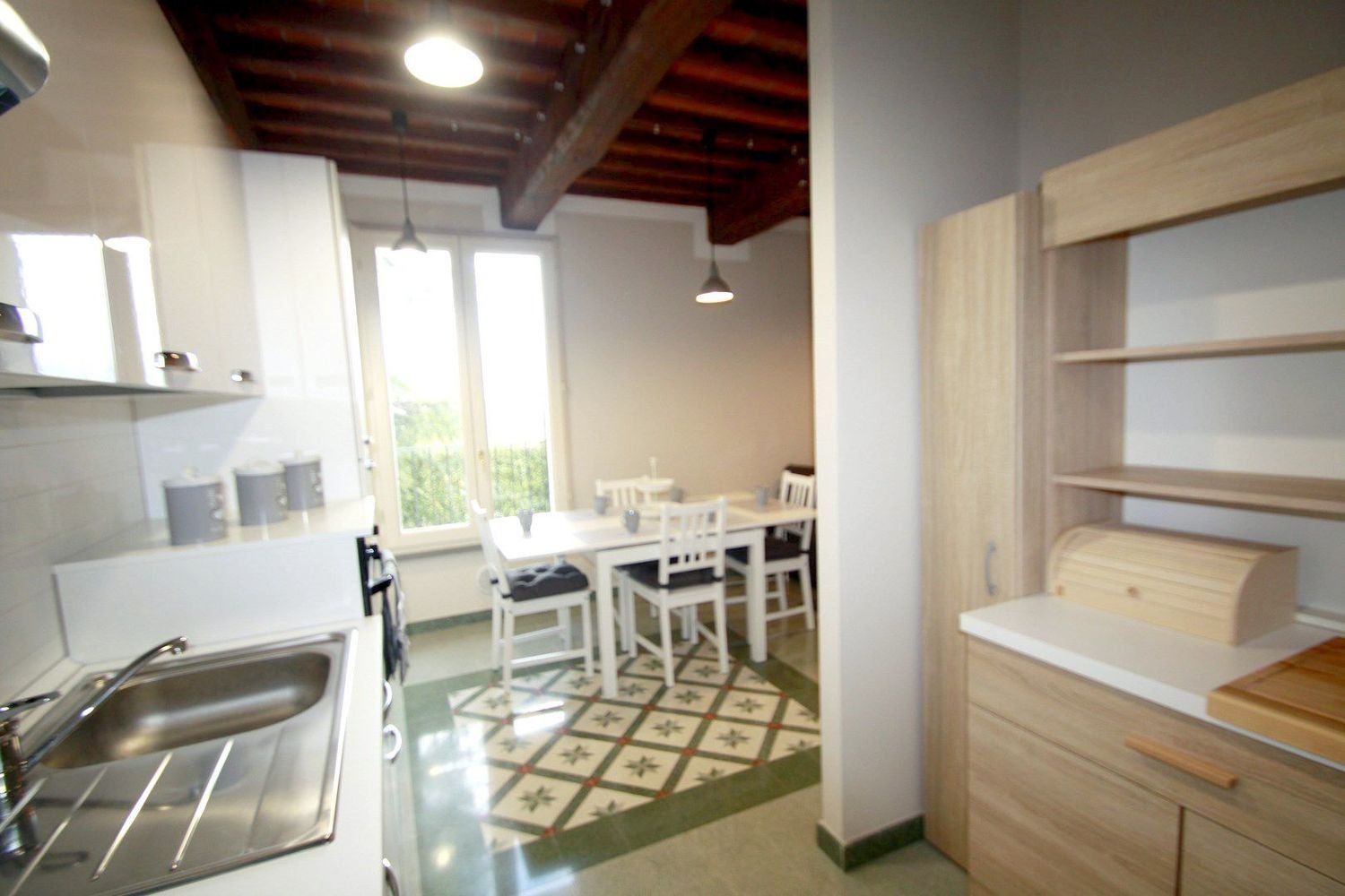 4 rooms Apartment in Lucca, Italy No. 107804