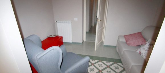 4 rooms Apartment in Lucca, Italy No. 107804 13