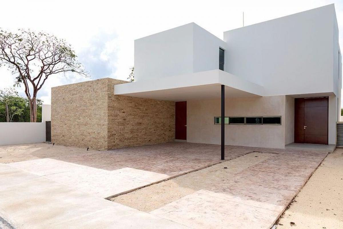 4 bedrooms House in Merida, Mexico No. 32992