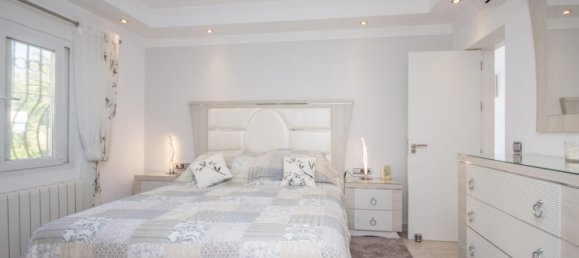 3 bedrooms Villa in Marbella, Spain No. 95097 25