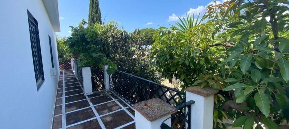 5 bedrooms Villa in Marbella, Spain No. 146653 8