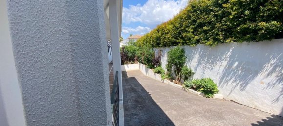 5 bedrooms Villa in Marbella, Spain No. 146653 6