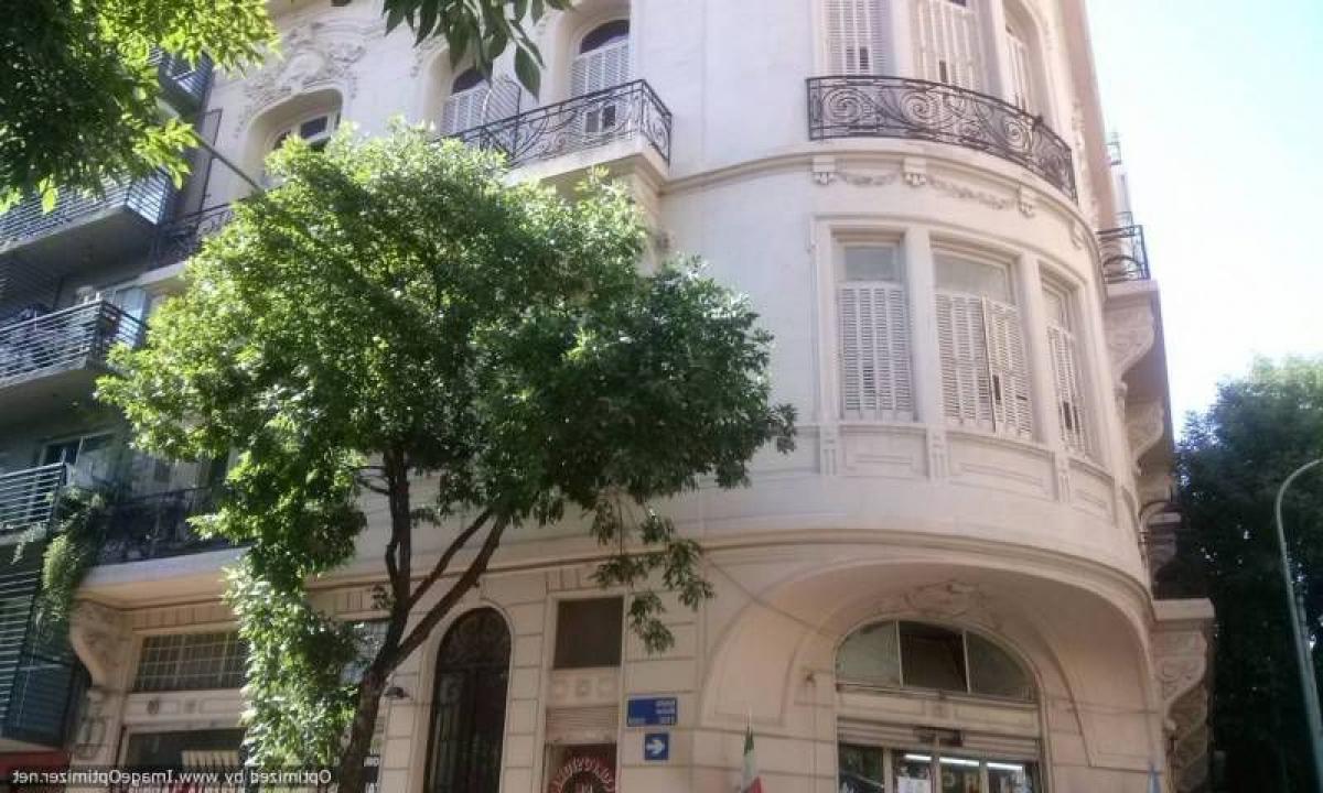 5 bedrooms Apartment in Buenos Aires, Argentina No. 89119