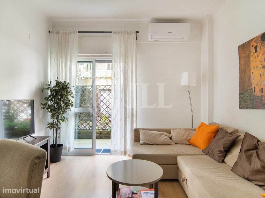 3 bedrooms Apartment in Lisbon, Portugal No. 164162