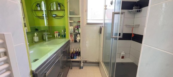 4 Schlafzimmer Haus in Neuilly-Plaisance, France, Nr. 130730 8