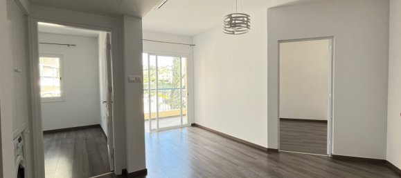 1 bedroom Apartment in Paphos, Cyprus No. 23418 2